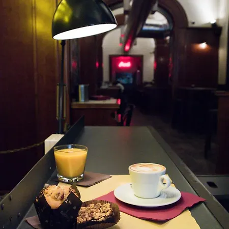 Romadelante Guest house 2*
