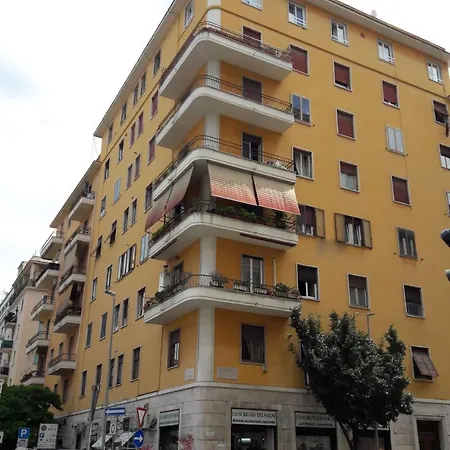 Apartment Blue Star Luxury San Giovanni - Colosseo Rome
