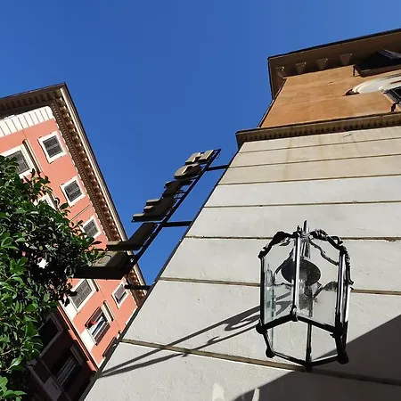 Hotel Lh Lloyd