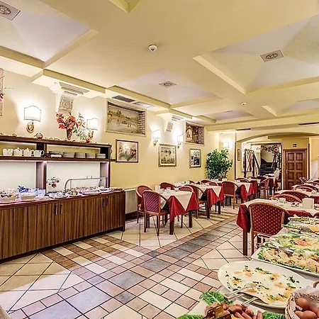 Al Manthia - Gruppo Trevi 4* Rome