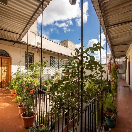Trastevere - Stylish Good Vibes Apartment *
