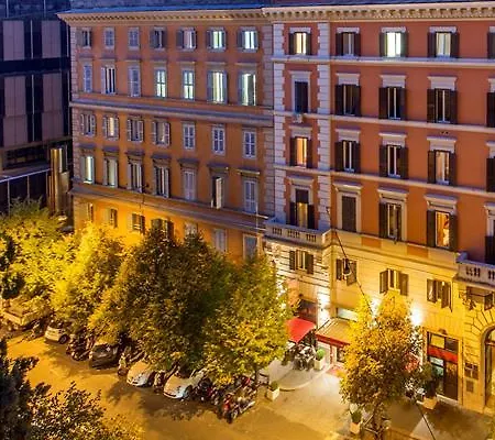 Hotel Oxford 4*