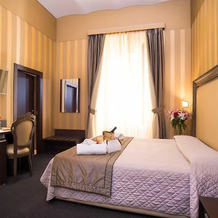Nice Rome Holiday Roma
