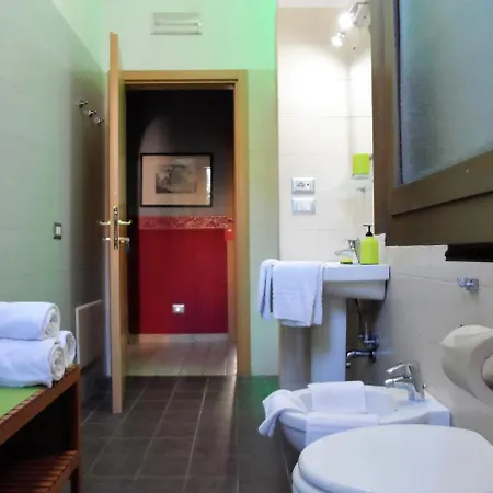 Nel Cortile Bed & Breakfast *