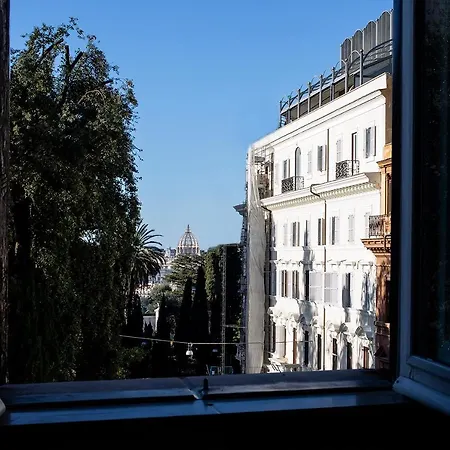 Lombardia40 Luxury Guest house Rome