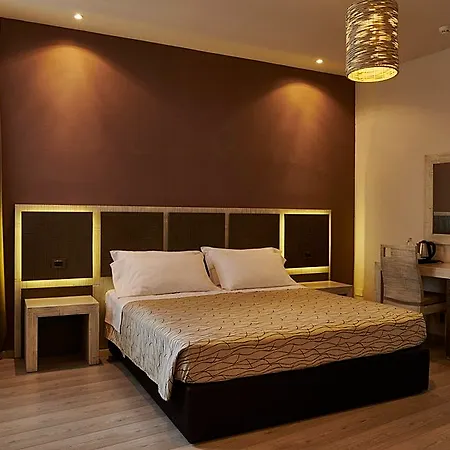 Tirreno Hotel