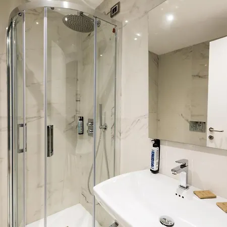 Hotel Floris 3*