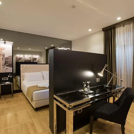Floris Hotel 3*