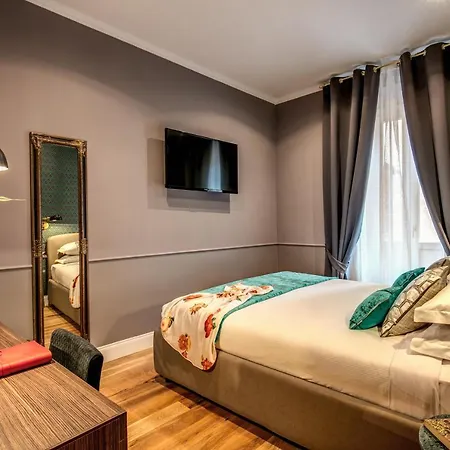 Tree Charme Parliament Boutique Hotel 3*