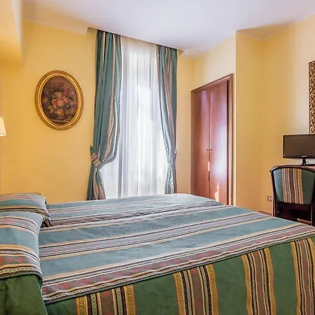 Raeli Noto Hotel
