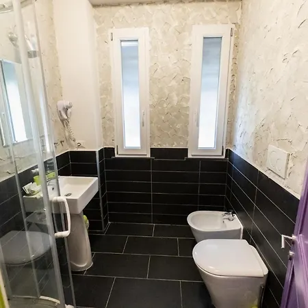 Cineroma Bed & Breakfast Rome
