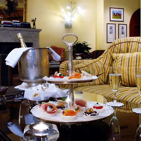 Hotel The Duke