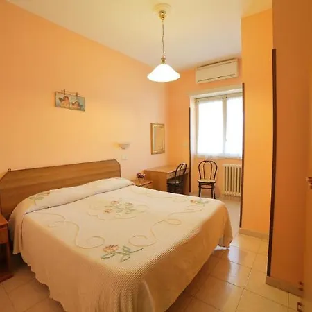 Domus Mea Hotel 3*