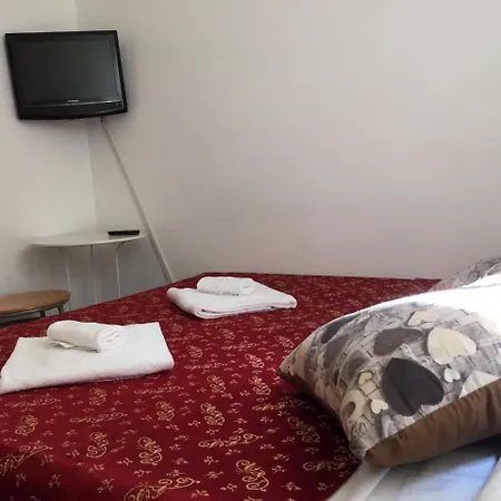 Blue Whale Bed & Breakfast