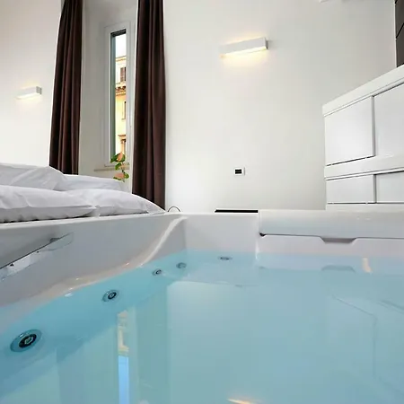 Hotel Navona 2*