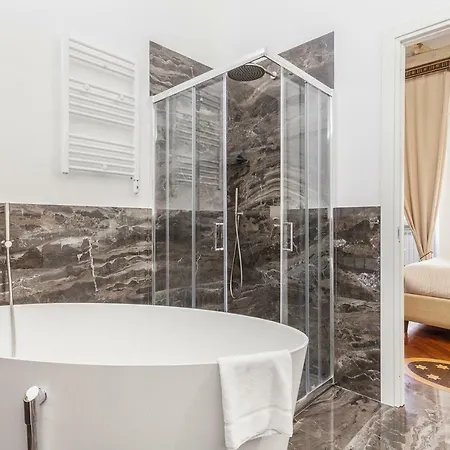 Palazzo Del Duca Piazza Navona 3* Roma