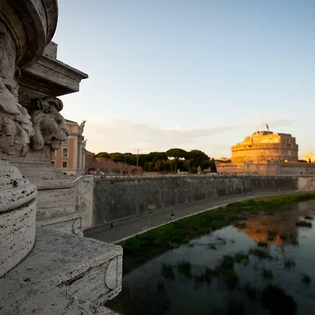 Services Porta Castello Отель типа 