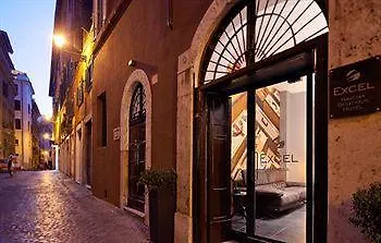 מלון Navona Colors 3*