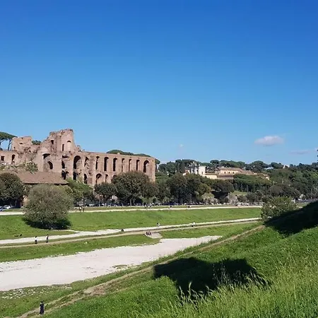 Mia Πανσιόν