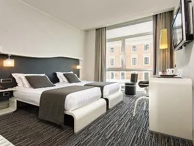 Courtyard By Marriott Central Park Hotel 4*