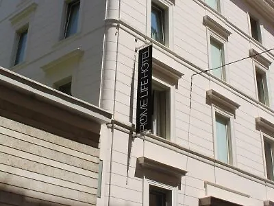 Life Szálloda 4*