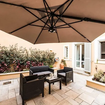 Dolcevita Apartment *