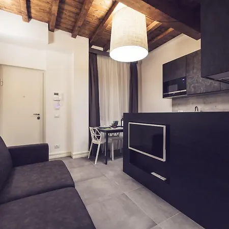 Dolcevita Apartment *