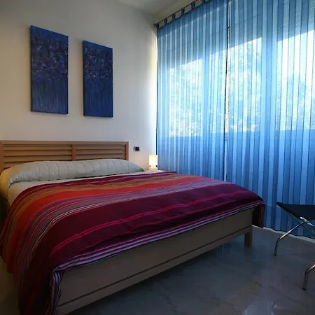 Apart Otel Lux 2*