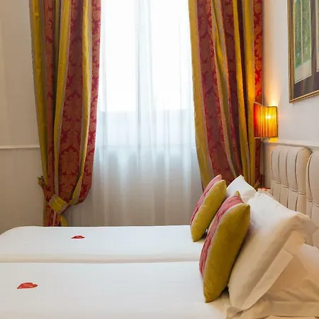 Milton Hotel 4*