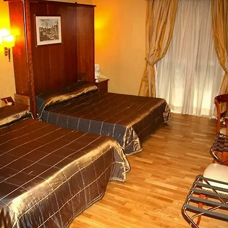 Luxury H 2000 Rome