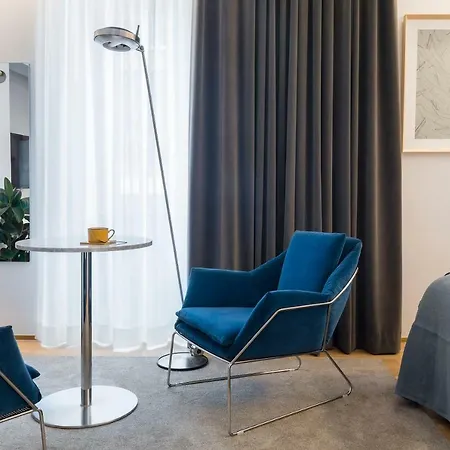 The Radical 3* Rome