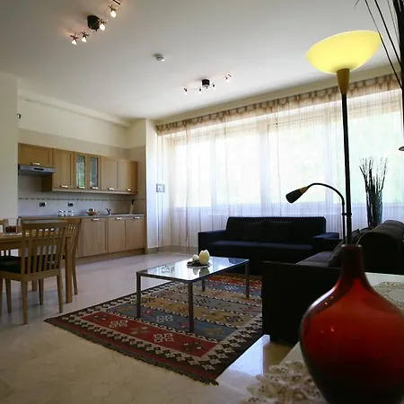 Lux Apart Otel Roma