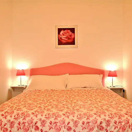 Aurelia 429 Fine Town House