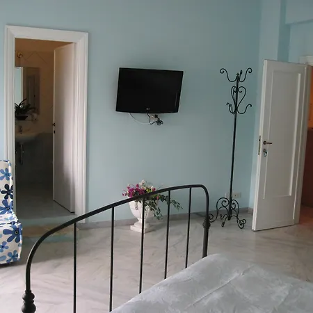 Aurelia 429 Fine Town House 2*