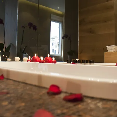 Sun Luxury Pantheon 3*