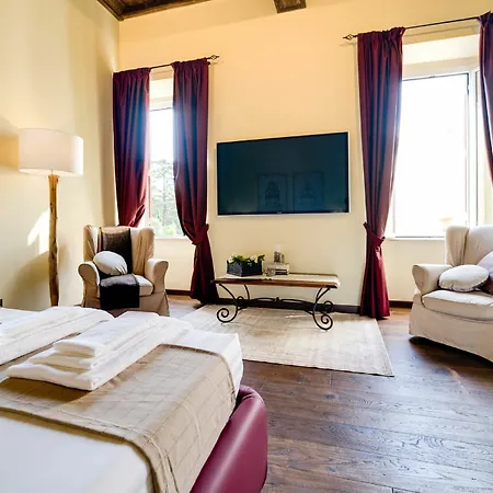 Domus Corsini Гостевой дом 2*