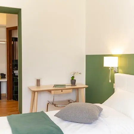 Guest house Lombardia40 Luxury 2*