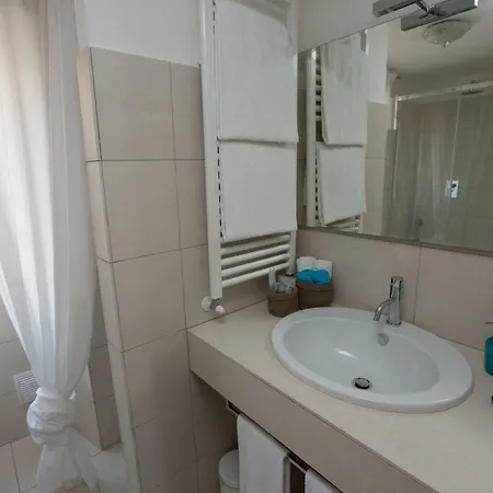 Ad2015 فندق مبيت وإفطار 3*