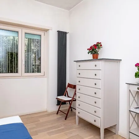 Apartman Vatican Quiet With Garden & Parking Róma