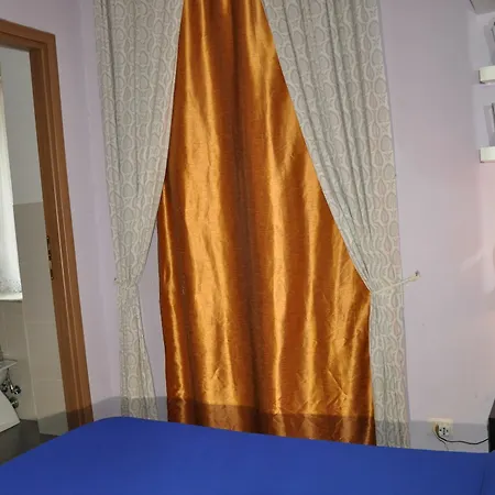 Bed & Breakfast Romerooms Řím