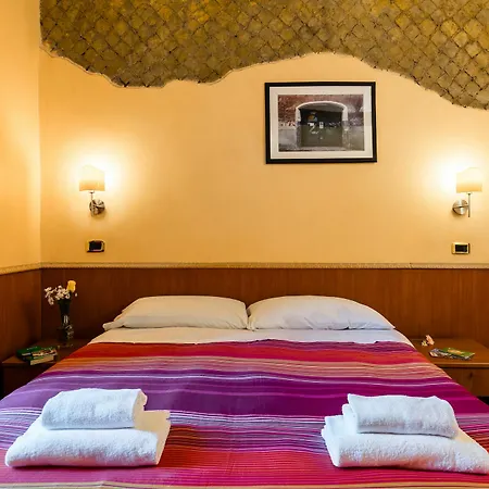 Domus Avi - Guest house Rome