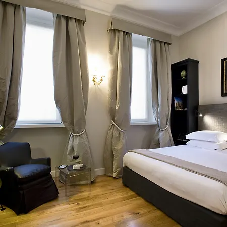 Crossing Condotti Guest house Rome