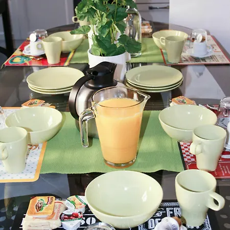 Bed & Breakfast Salotto Piramide 3*