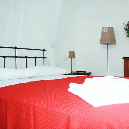 Salotto Piramide 3*