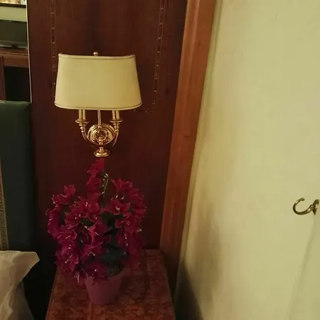 Terminal House Bed and breakfast 2*
