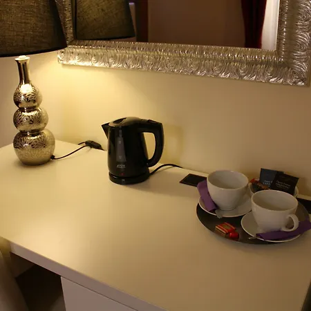 Residenza Elizabeth 3* Roma