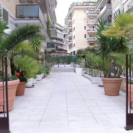 Emilio's Guest house 3*
