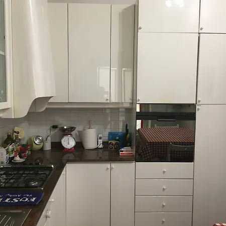 Emilio's Guest house 3*