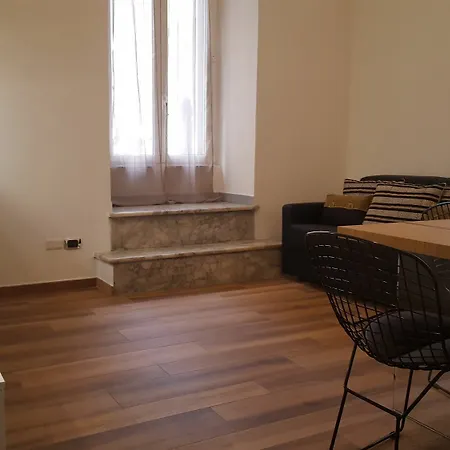 Una Finestra Su Monti 3* Rome