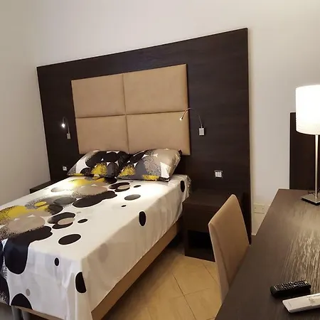 Una Finestra Su Monti 3*